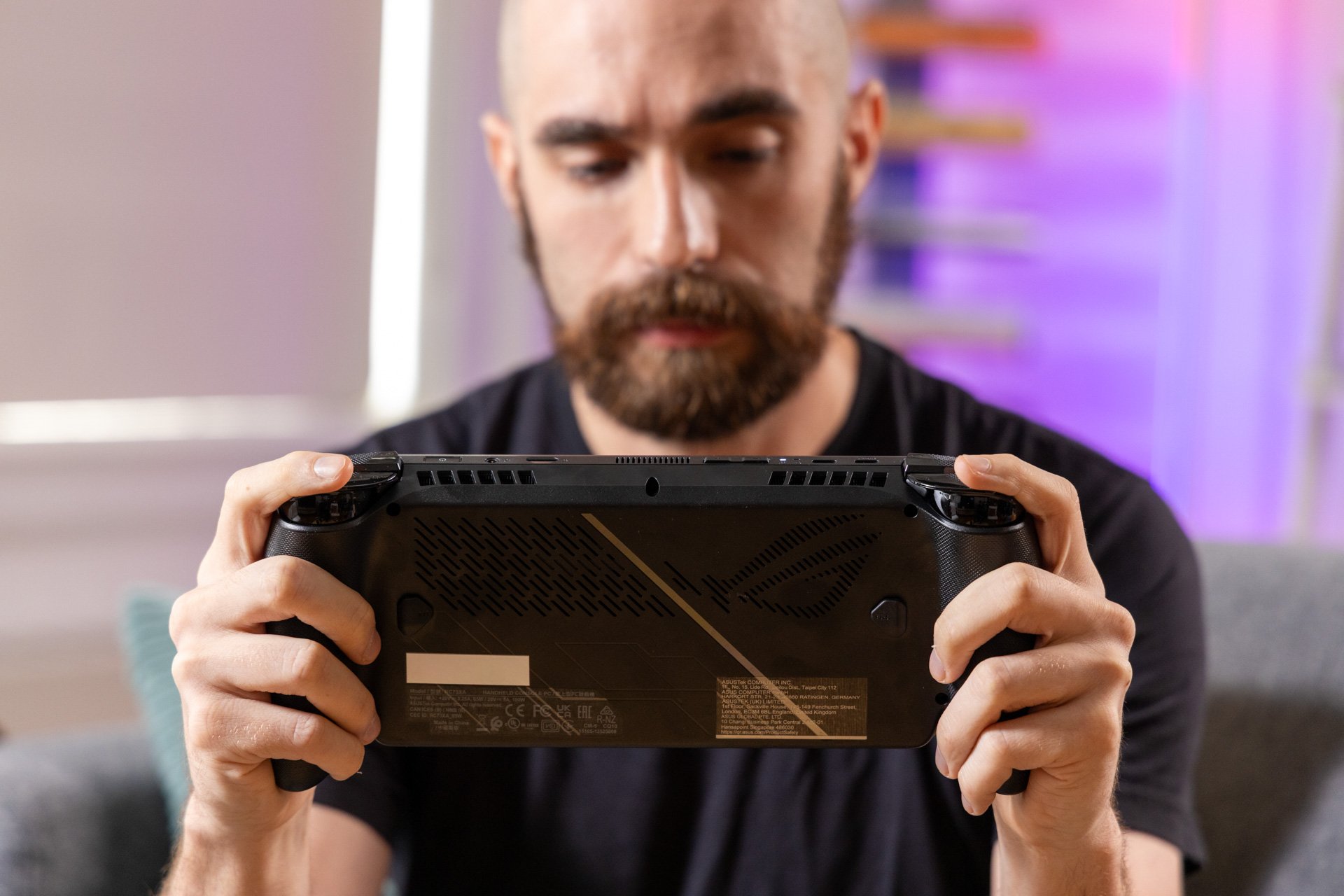 Asus ROG Xbox Ally X handheld hands-on