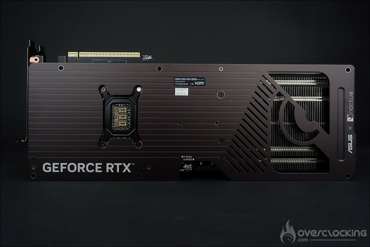 La carte graphique ASUS RTX 5080 Noctua OC Edition