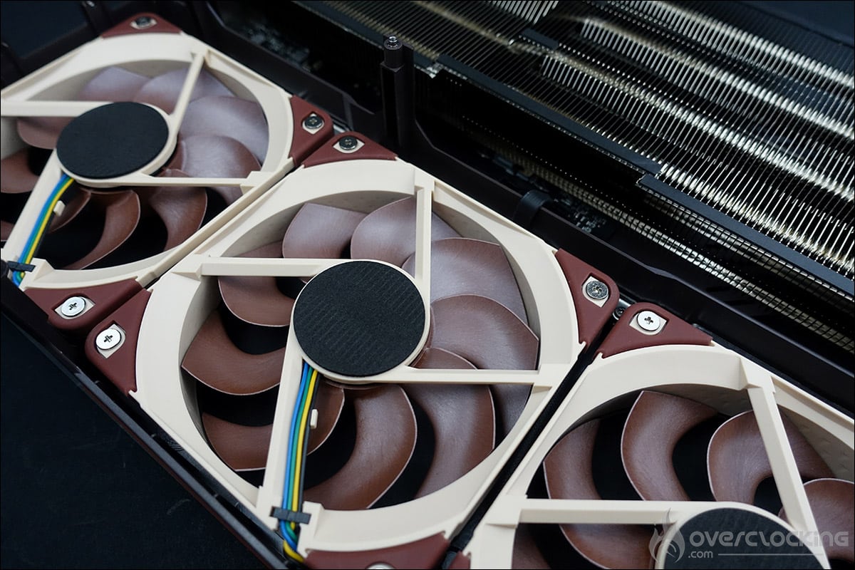 La carte graphique ASUS RTX 5080 Noctua OC Edition